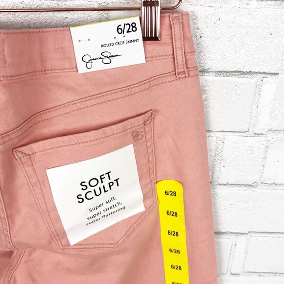 Jessica Simpson NWT Rolled Crop Skinny Rosette Jeans Size 6/28 - Picture 7 of 8